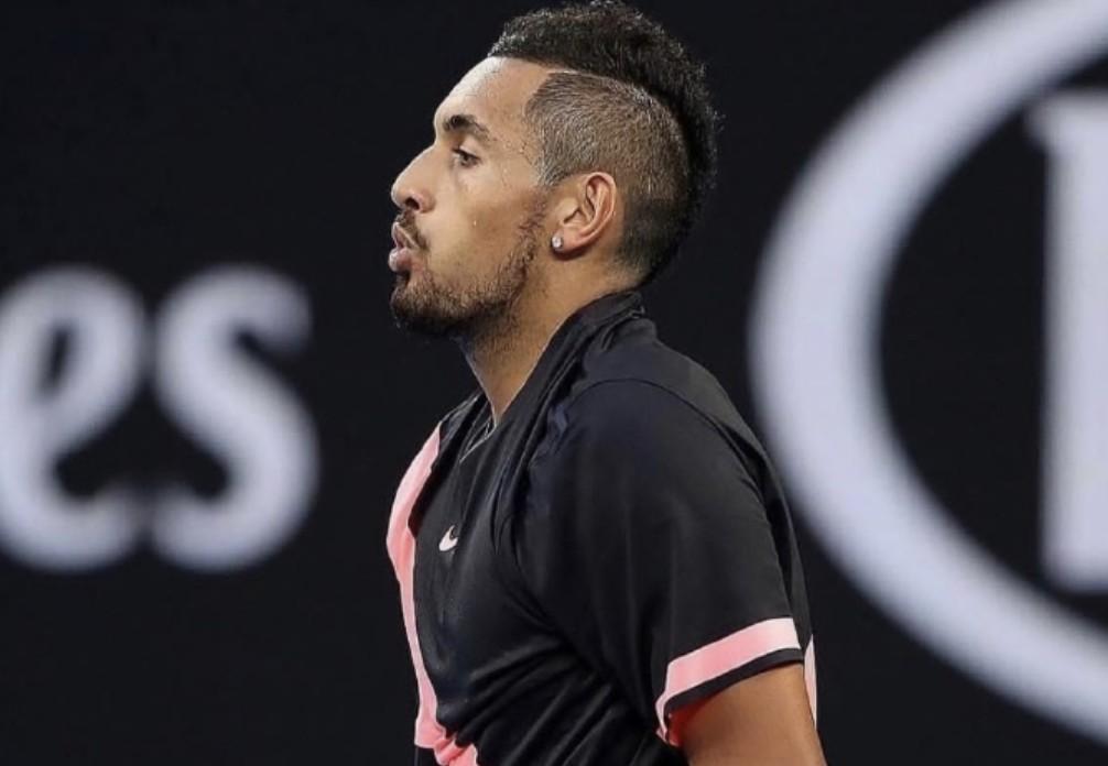 英国网球队逆转法国网球队，克耶高斯打破历史纪录