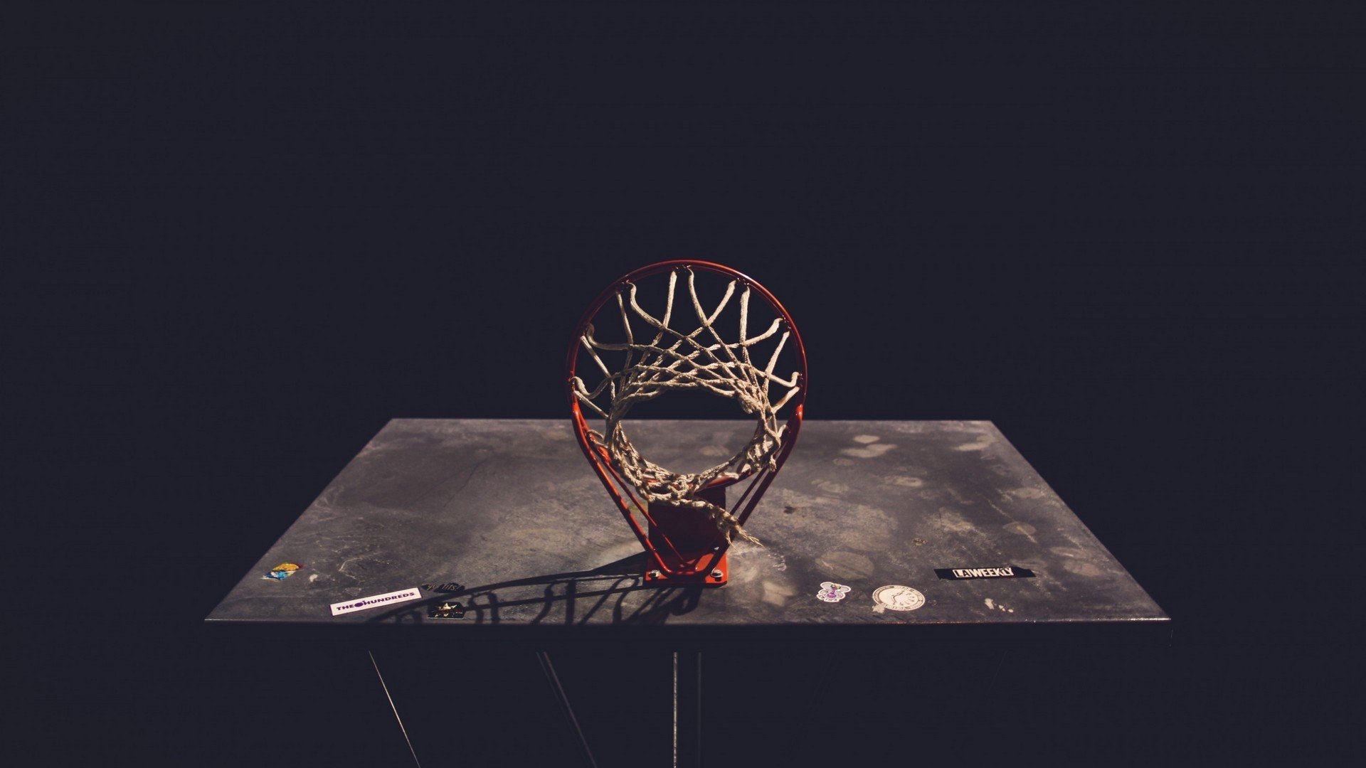 唯一的夜晚，当阿什拉夫在NBA季后赛的星河中，踢出足球的攻防转换